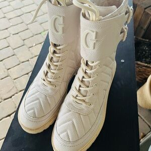 Guess Women's Cream  Boots
